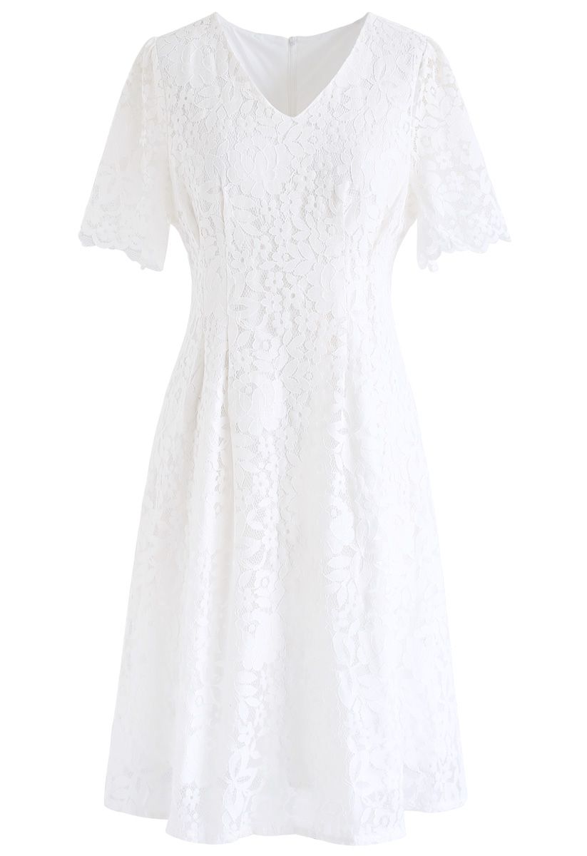 Meine Art von Liebe Lace Midi-Kleid in Weiß
