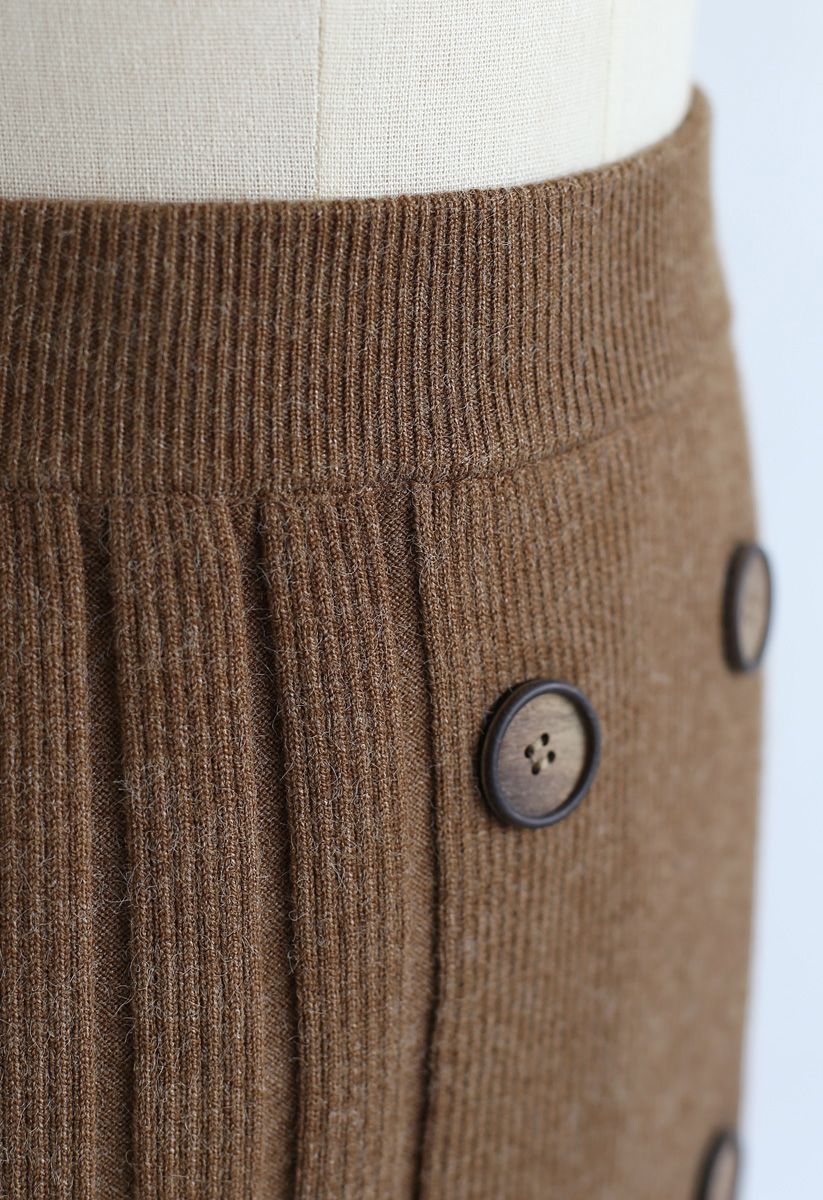 Button Ribbed Knit Pencil Rock in Braun
