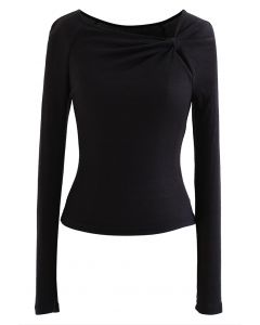 Gathering Knot Cutout – Eng anliegendes Top in Schwarz