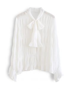 Gerafftes halbtransparentes Hemd mit Bowknot-Ausschnitt in Weiß