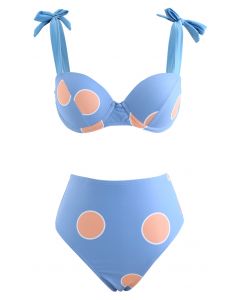 Bikini-Set mit orangefarbenen Punkten und Knoten