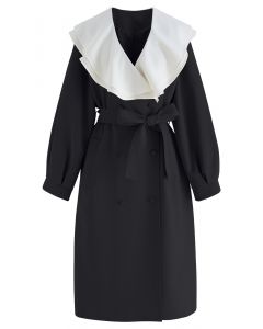 Zweireihiges Trench-Kleid mit Rüschenausschnitt in Schwarz
