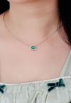Halo-Edelstein-Halskette im Smaragdschliff