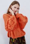 Handgestrickter Pullover mit Puffärmeln in Orange