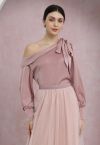 One-Shoulder Satin Top mit Schleife und Klappe in Rosa