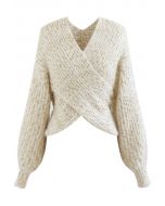 Kurzer Pullover aus geripptem Crisscross-Strick in schimmerndem Elfenbein