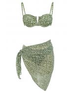 Bikini-Set mit Leopardenmuster und Sarong in Moosgrün