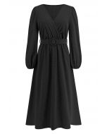 Kleid mit Flock Dot Jacquard und Faux-Wrap-Gürtel in Schwarz