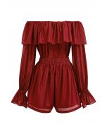 Luftiges Set aus schulterfreiem Top und Shorts in Rot