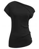 Asymmetrisches Stricktop mit gefaltetem Kragen in Schwarz