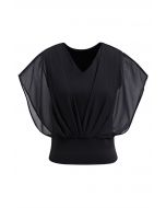 Fließendes, gespleißtes Chiffon-Crop-Top mit V-Ausschnitt in Schwarz