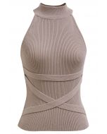 Ärmelloses Neckholder-Stricktop mit überkreuzten Bändern in Taupe