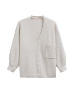 Entspannter Button-Down-Cardigan mit aufgesetzten Taschen in Elfenbein