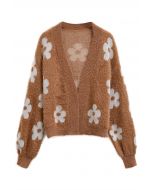 Cuteness Flowers – Flauschige Strickjacke in Karamell