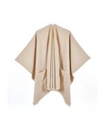 Whisper Soft – Poncho mit Taschen und Fransensaum in Hellbraun