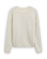 Gerippter, flauschiger, weicher Strickpullover in Creme