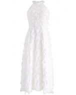 Tanzende Federn- Langes Kleid mit Nackenbügel und weißen Fransen